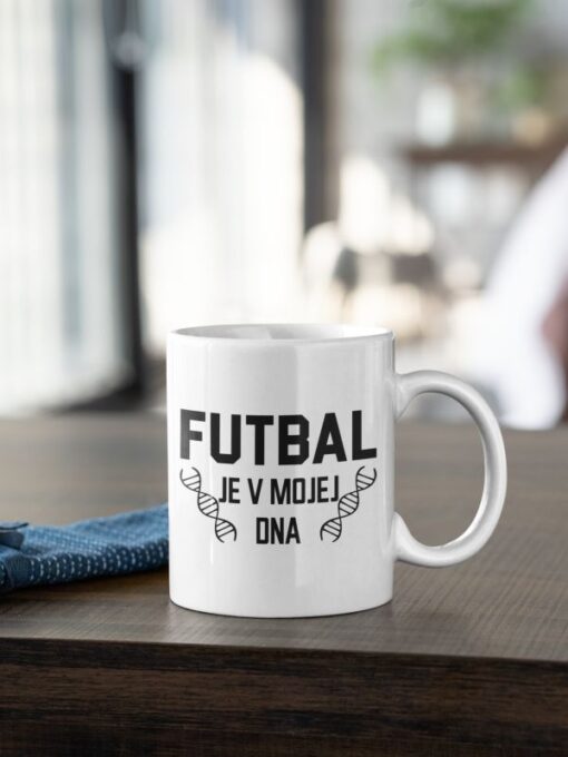 Futbalový Hrnček Futbal je v mojej DNA - biely