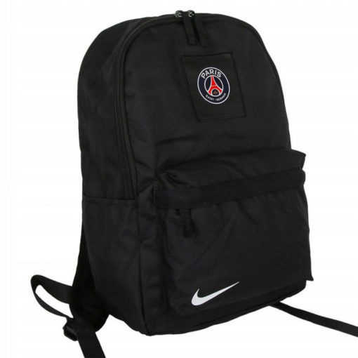 Futbalovy ruksak PSG Nike cierny